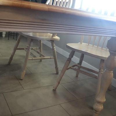 Farm Table with four chairs