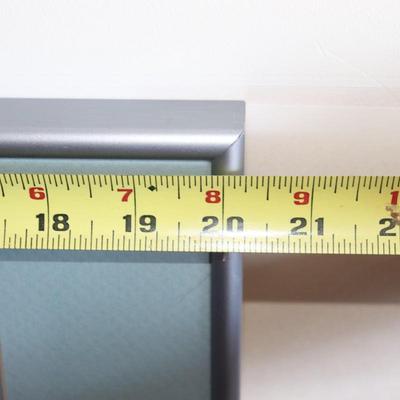 Wolf picture in a teal photo frame