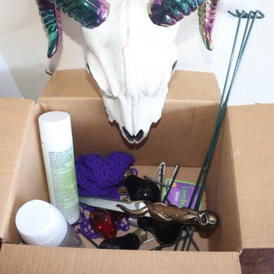 Halloween Décor Lot