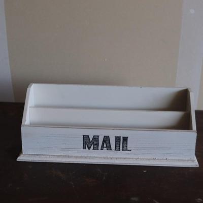 Mail holder, Home décor