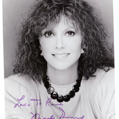 Marlo Thomas signed photo