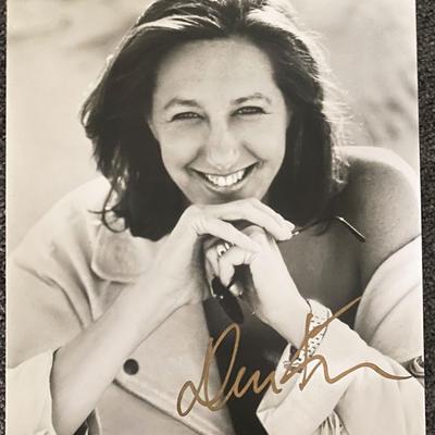 Fashion Designer Donna Karan signed photo