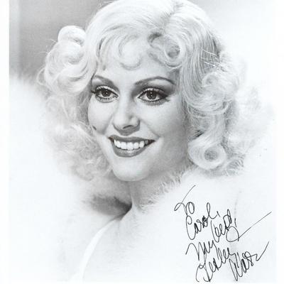 Lesley Ann Warren Victor/Victoria signed movie photo
