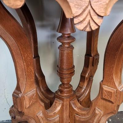 Antique Victorian Carved Walnut Marble Top Parlor Center Accent Side Table