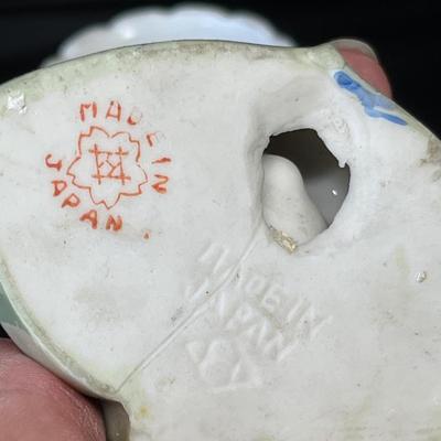 Lot 137 Assorted decor