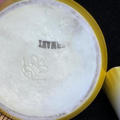 Lot 137 Assorted decor