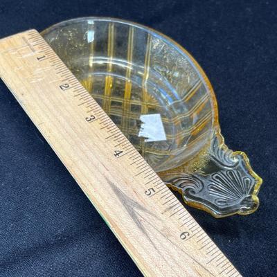 Lot 140 Amber Glass lot