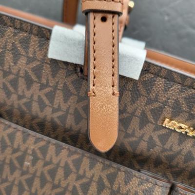 NEW Michael Kors Jet Set Brown Signature Travel Tote
