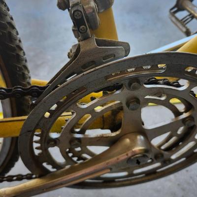 Vintage Schwinn Le Tour Road Bicycle