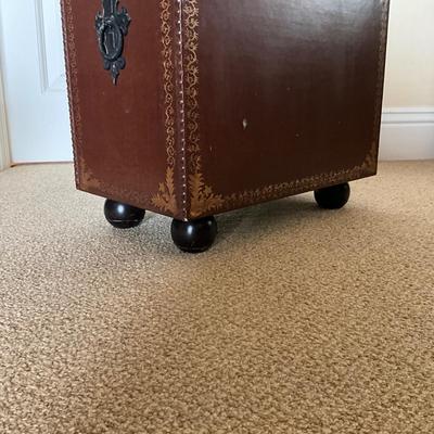 1000 Gold Gilt Decorative Wooden Chest with Bun Feet