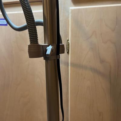Ottlite EasyView Floor Lamp w Magnifier and Clamp Attachments - Crafting, Sewing