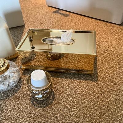 1014 Brass and Crystal Bathroom Decor