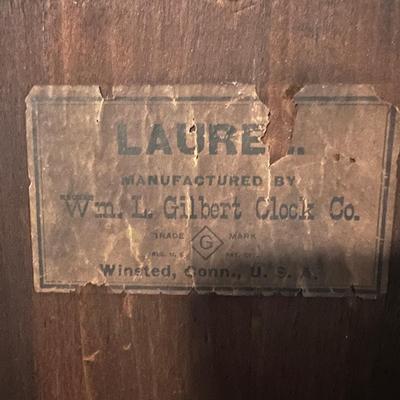 Antique Wm. L. Gilbert Mantle Clock w. Key