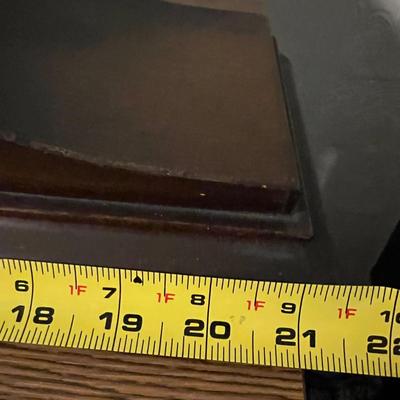 Vintage Sessions Mantle Clock w. Key