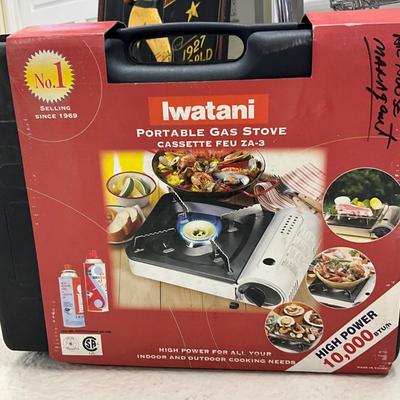 1023 Chafing Dish Stands and Two Iwatani Gas Stove
