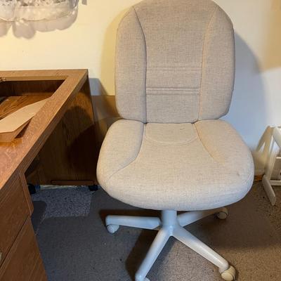 Quilting Sewing Table Desk w Chair, Rolling Cabinet