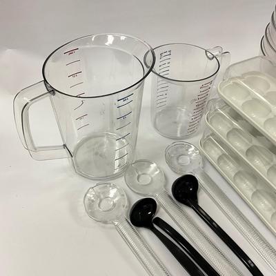 1030 Large Kitchen Acrylic Serving Bakeware