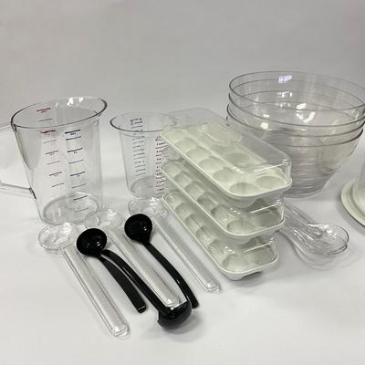 1030 Large Kitchen Acrylic Serving Bakeware
