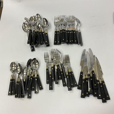 1037 Set of 12 - 5pps ARCOS Flatware Set