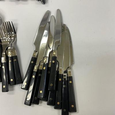 1037 Set of 12 - 5pps ARCOS Flatware Set