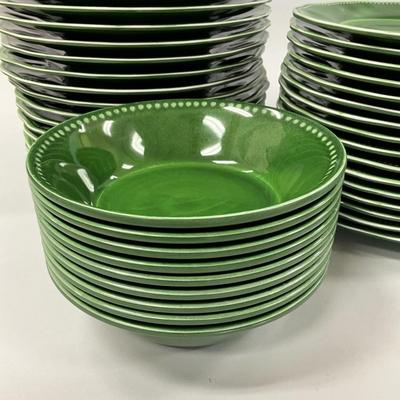 1039 Large Set of La Cadeaux Melamine Dish Set with Serving Trays