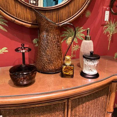 1045 Ralph Lauren Tortoise Style Bathroom Lot