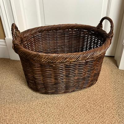 888 Double Handled Basket With Hangers
