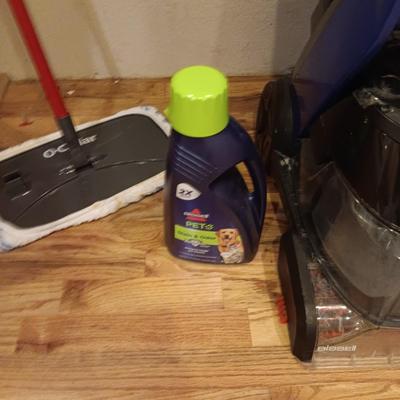 BISSELL CARPET CLEANER, CARPET SHAMPOO AND FLOOR DUSTER