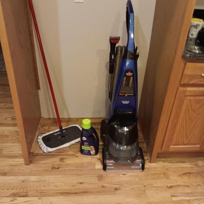 BISSELL CARPET CLEANER, CARPET SHAMPOO AND FLOOR DUSTER