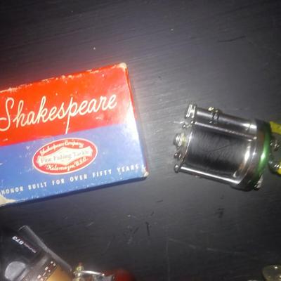 FISHING REELS