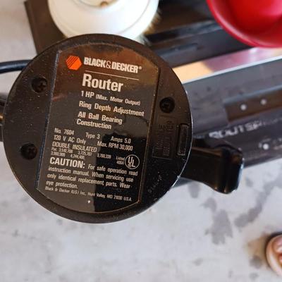 ROUTER, ROUTER TABLE WITH EXTRAS