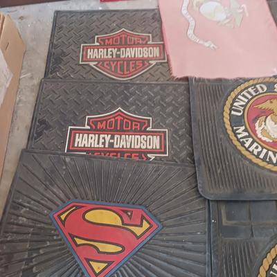 AUTO FLOOR MATS