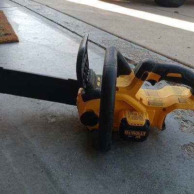 DEWALT 20V CORDLESS CHAINSAW