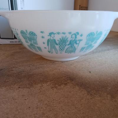 PLANTERS PEANUTS GLASS CANISTER, COFFEE GRINDER, PYREX BOWL AND MORE