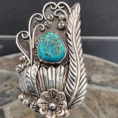 Impressive Native American JB Turquoise & Leaf Design Ring