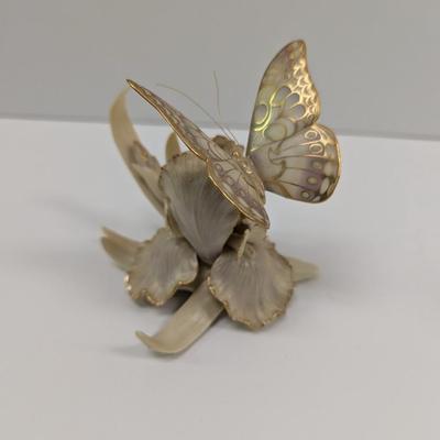 Lenox *Whisper Of Spring* Porcelain Iris Figurine
