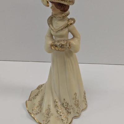 Lenox Figurine "Shopping On 5th Avenue"