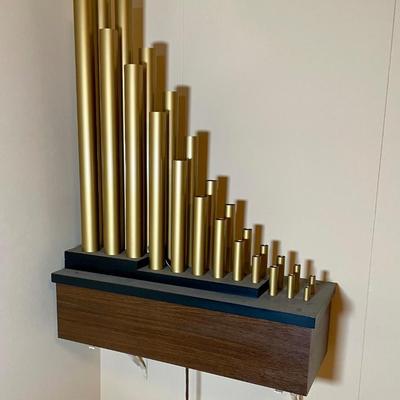 Conn Organ "Rhapsody" Model 628 with Satellite Pipes Speakers