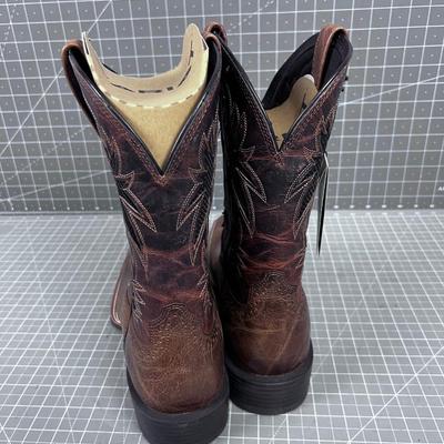 Brand NEW ARIAT Boots 