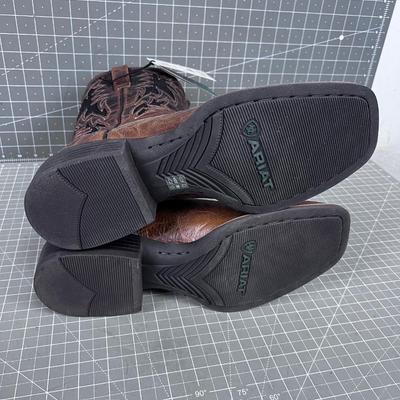 Brand NEW ARIAT Boots 
