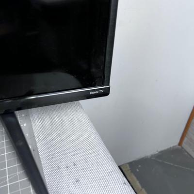 TCL ROKU TV 