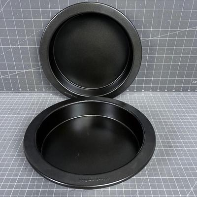 2 Kitchen Aid Cake Pans 