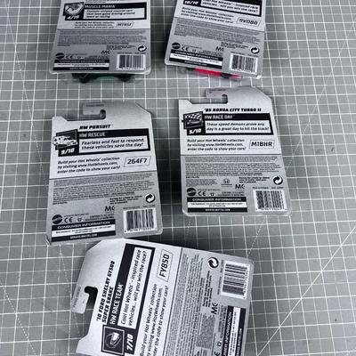 (5) NEW Hot Wheels on the Card