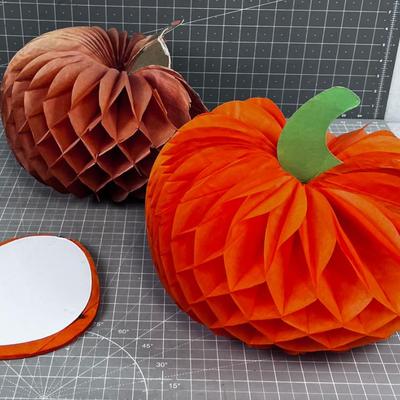 3 Tissue Accordion PUMPKINS, VINTAGE 