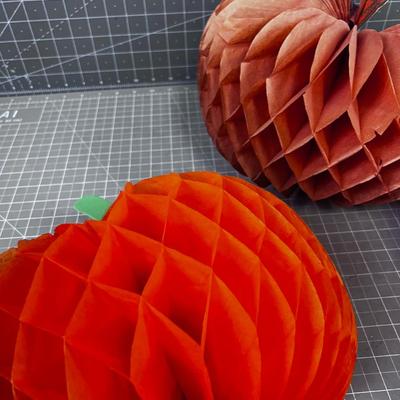 3 Tissue Accordion PUMPKINS, VINTAGE 