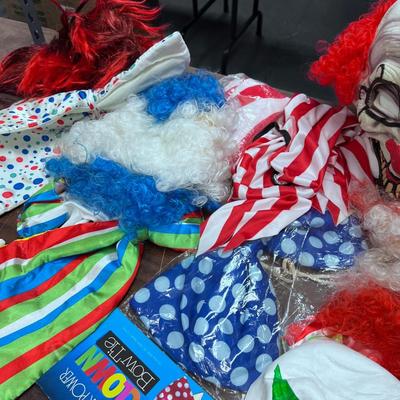 Clown, Hippy, Pirate, Mickey Gloves and Hat, Wigs ETC.