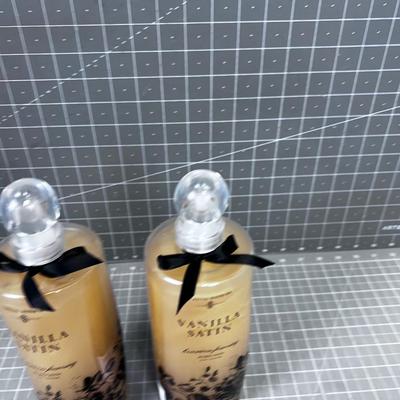 Vanilla Satin Bubble Bath (2) 