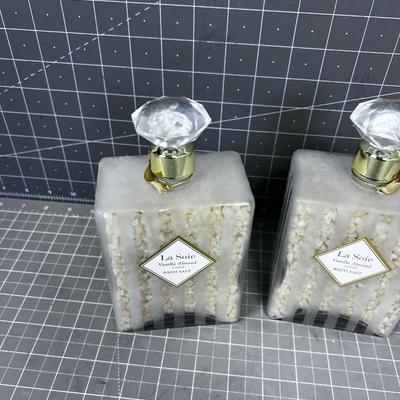 Glass Jars: Bath Salts  (2) La Soie Vanilla Almond Scented Bath Salt