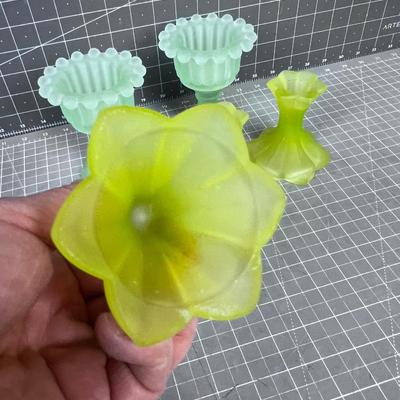 Frosted Glass Yellow and Green 