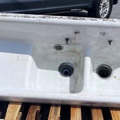 Antique CAST IRON Farm House Sink